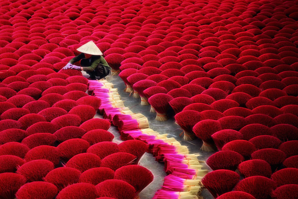 incense making village hue